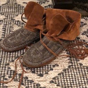 House of Harlow beaded moccasins